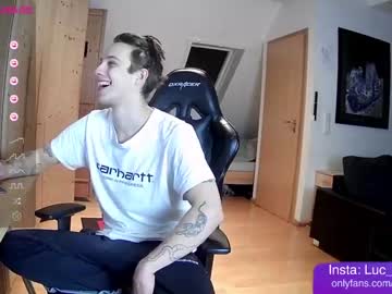 man cam all day johnny2000x image #3201587