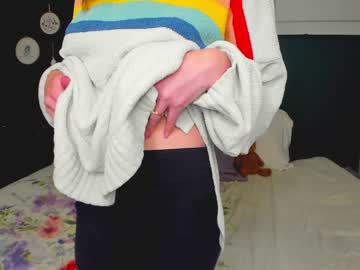 girl cam all day innocentprovenguilty image #3655162