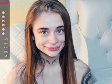 girl cam all day evalanis image #2482388