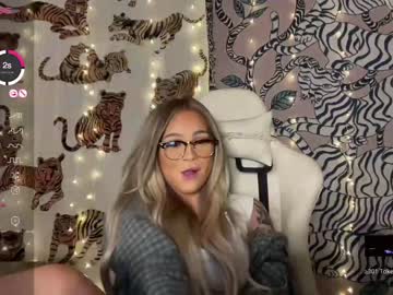 girl cam all day ari_02 image #5122972