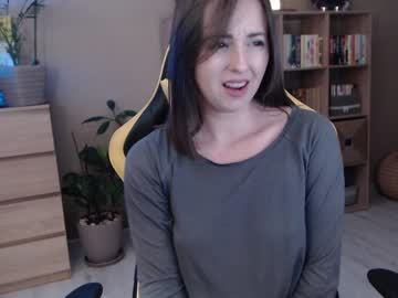 girl cam all day juicy_peach88 image #3618000