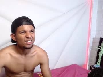 couple cam all day baby_luu_ image #6107622