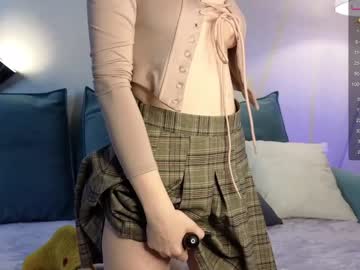 girl cam all day llesslie image #5764233