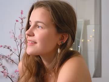 girl cam all day eli_sun image #3717353