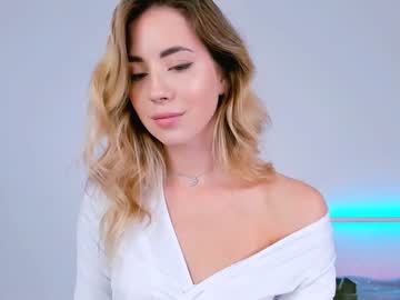 girl cam all day emmi_rosee image #3130410