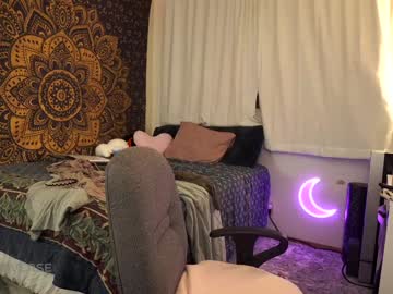 girl cam all day laylas_universe image #7660814