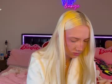 girl cam all day riababe image #8931544