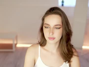 girl cam all day silent_chill image #7267353