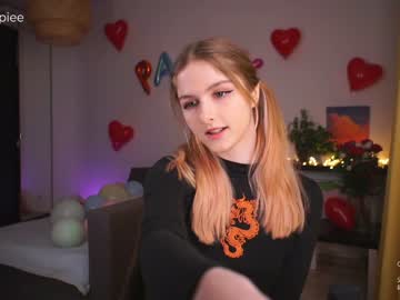 girl cam all day pixie_pie image #3634023