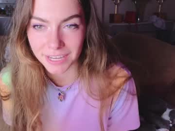 girl cam all day chroniclove image #7389090