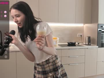 girl cam all day oki_dokie image #4560667