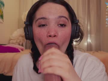 girl cam all day chery_lady22 image #4544791