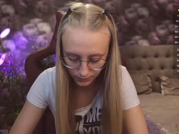 girl cam all day angeellina image #2401882