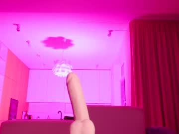 girl cam all day aveksmr image #7971426