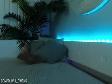 girl cam all day oliviaowens image #3648711