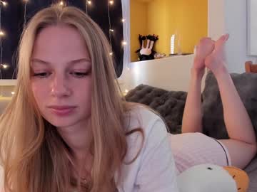 girl cam all day magic_couple13 image #7211033