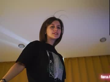 girl cam all day plump_bums image #3995749