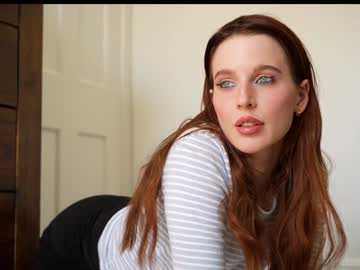 girl cam all day ellaa91 image #9124963