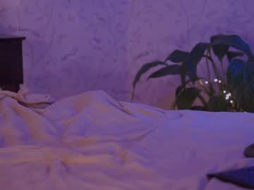 girl cam all day _2strangers image #2135634
