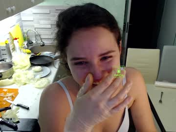 girl cam all day demurelixir image #8845