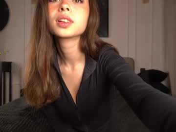 girl cam all day kusssecka image #9123916