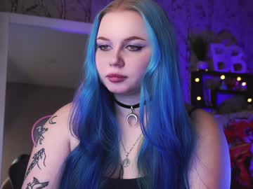 girl cam all day moon_valkyriie image #8783781