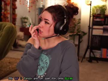 girl cam all day evelynpiers image #5732692