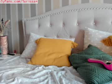 girl cam all day larissa4 image #3050770