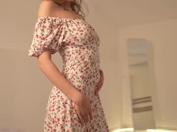 girl cam all day eli_sun image #6716184