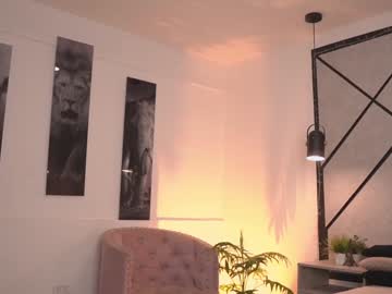 girl cam all day laura_roldan image #7704833
