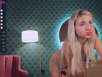 girl cam all day coy_tessa_ image #3451100