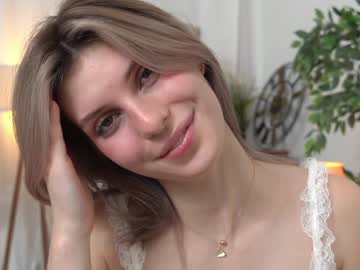 girl cam all day refined_style image #8355449