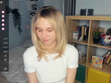 girl cam all day summer_lilac image #7768076
