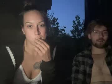 couple cam all day xoxomistie10210 image #5330495