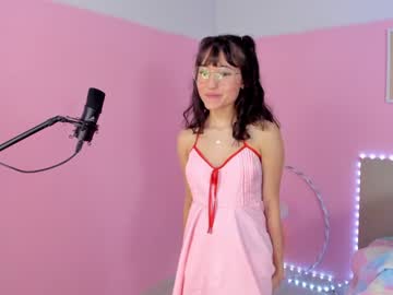 girl cam all day little_effy18 image #2645620