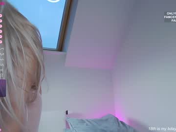 girl cam all day hayleex image #5020126