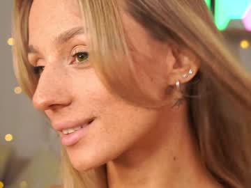 girl cam all day artease image #8135582