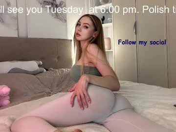 girl cam all day avroramy image #9650608