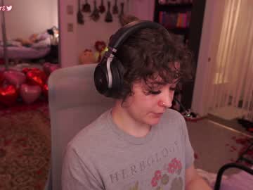 girl cam all day evelynpiers image #3742360