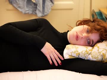 girl cam all day ellaa91 image #8756969