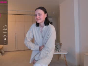 girl cam all day megancooks image #3989815