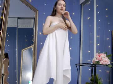 girl cam all day kriskras__ image #5190816