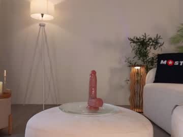 girl cam all day ericamiracle15 image #8309337