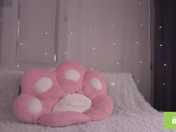 girl cam all day tiny_lily_ image #9022393