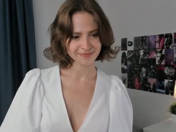 girl cam all day cold_bumble image #7257562