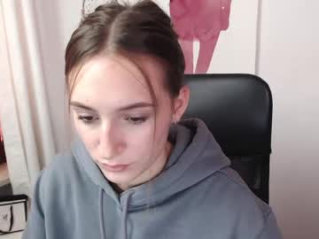 girl cam all day lili_petit image #3130354