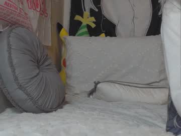 girl cam all day yogendub image #637293