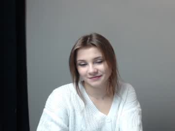 girl cam all day relax_nina image #560189