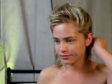 girl cam all day dollorrie image #2287366