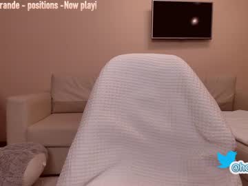 girl cam all day hollyextra image #870503